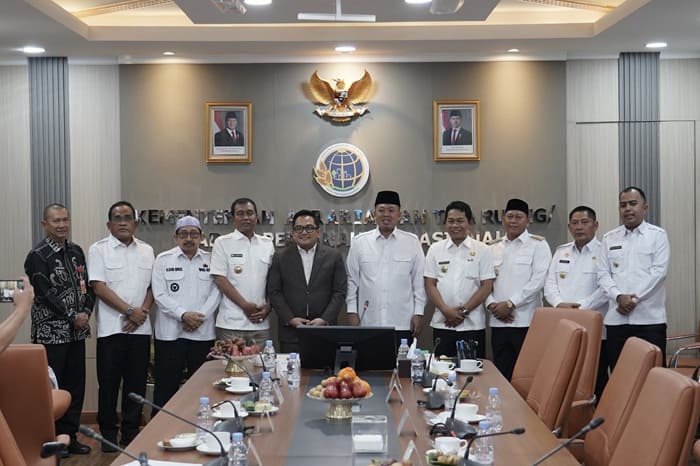 Menteri ATRBPN Rakor Bersama para Kepala Daerah Kalsel Penentuan Lokasi LP2B Menjadi Kewenangan Daerah