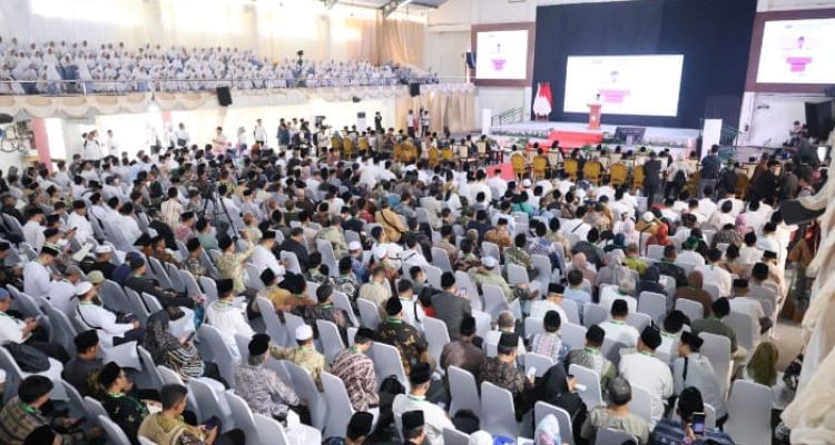 Menteri Nusron Bagikan 1.029 Sertipikat Wakaf di ICOP 2026