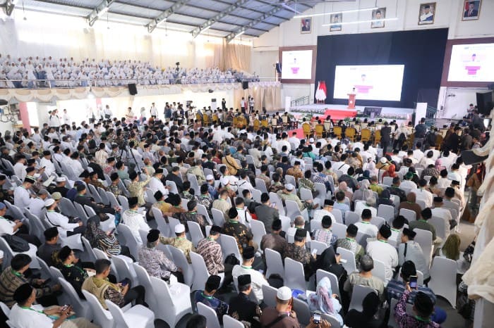Menteri Nusron Bagikan 1.029 Sertipikat Wakaf di ICOP 2026