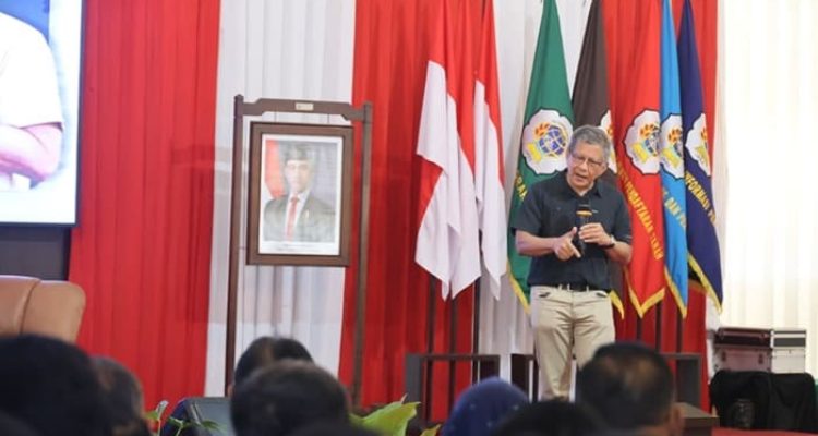 Rocky Gerung Sebut Politeknik Agraria STPN Kampus Paling Lengkap